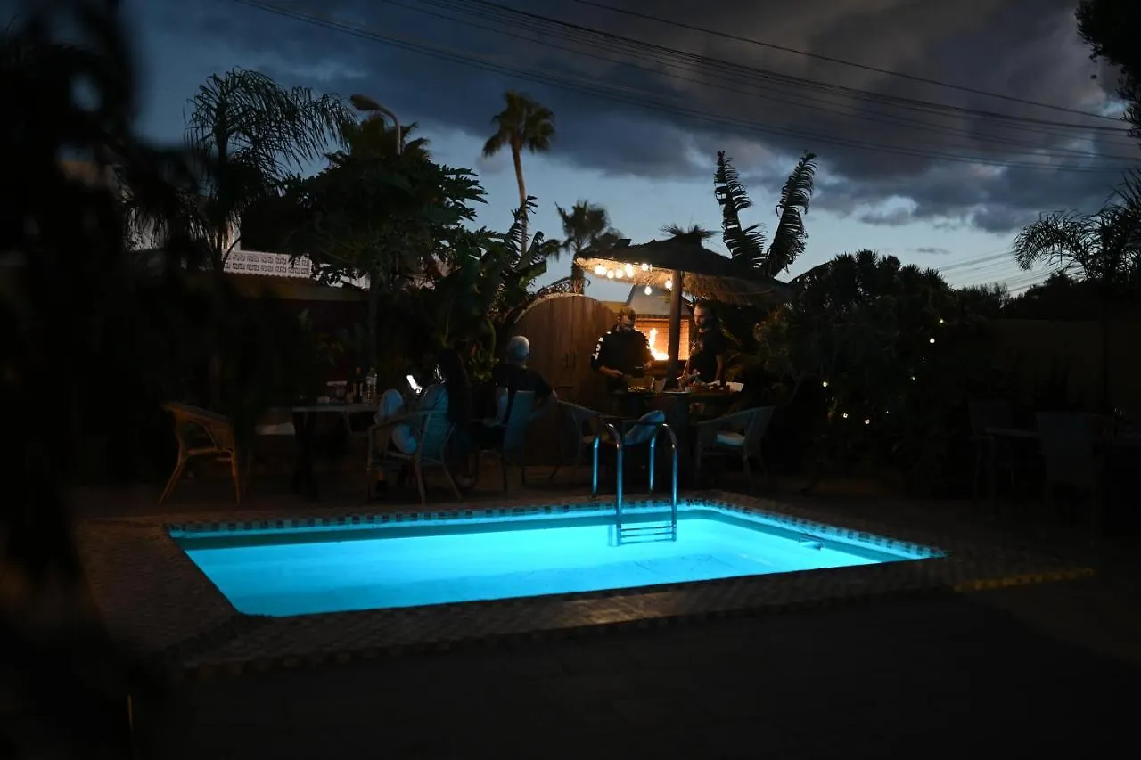 Los Amigos Nest Hostel La Mareta 0*,