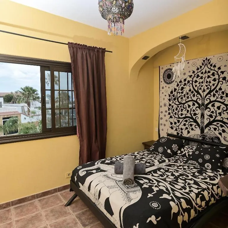 Los Amigos Nest Hostel La Mareta 0*,
